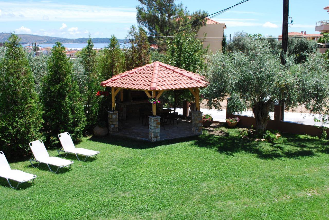 Family House Emerald Limenaria  Extérieur photo