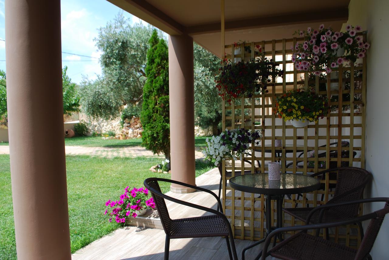 Family House Emerald Limenaria  Extérieur photo
